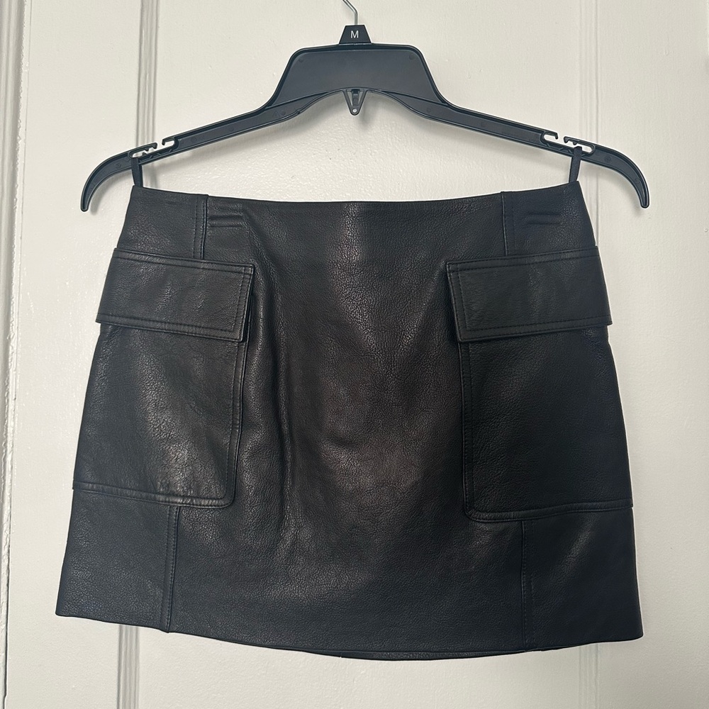 Frame Women The Leather Cargo Skirt Size 4 Black Mini NEW - Picture 6 of 14